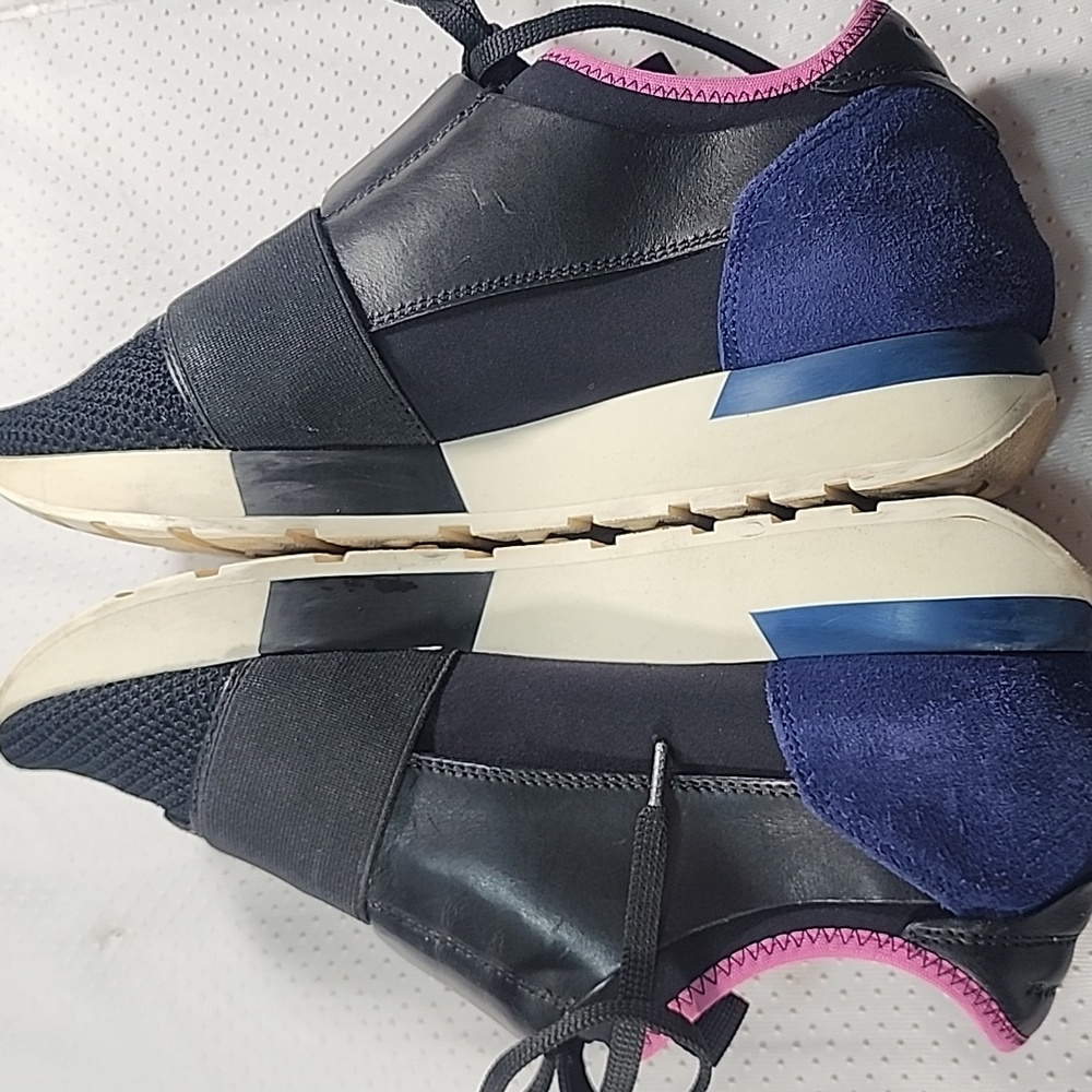 Balenciaga Black and Pink Women's Sneakers - Picture 5 of 15